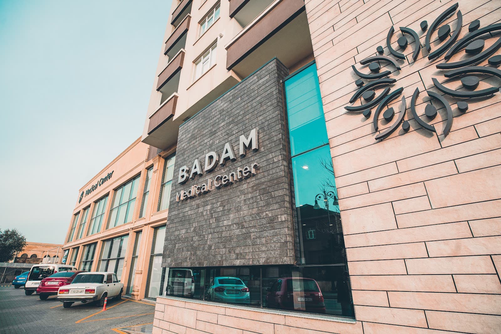 Badam Medical Center — Bakı dental rentgen mərkəzi