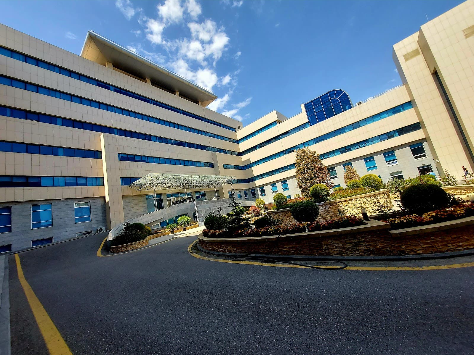 DTX Hospital — şəkil 1
