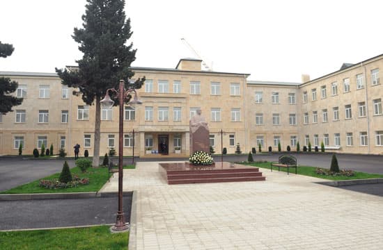 Ə.Qarayev adına Uşaq Klinik Xəstəxanası — şəkil 1