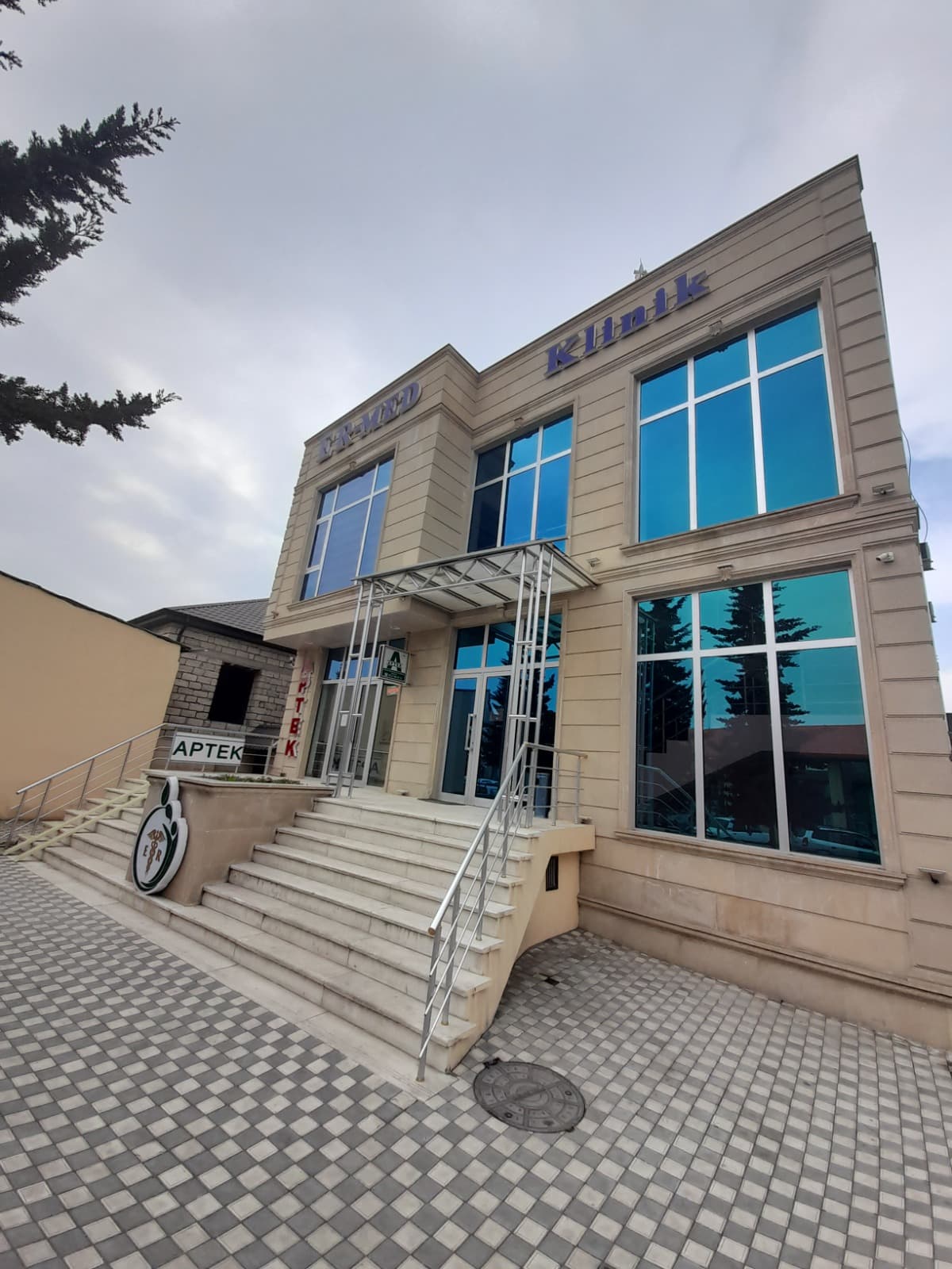 ER-Med Klinik — Xaçmaz dental rentgen mərkəzi